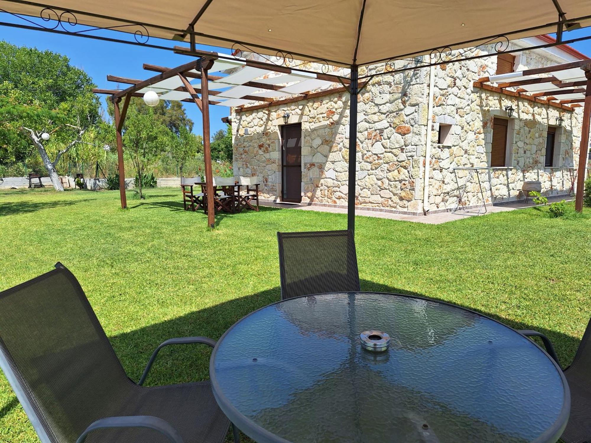 To Petrino Spiti Apartment Possidi Bagian luar foto
