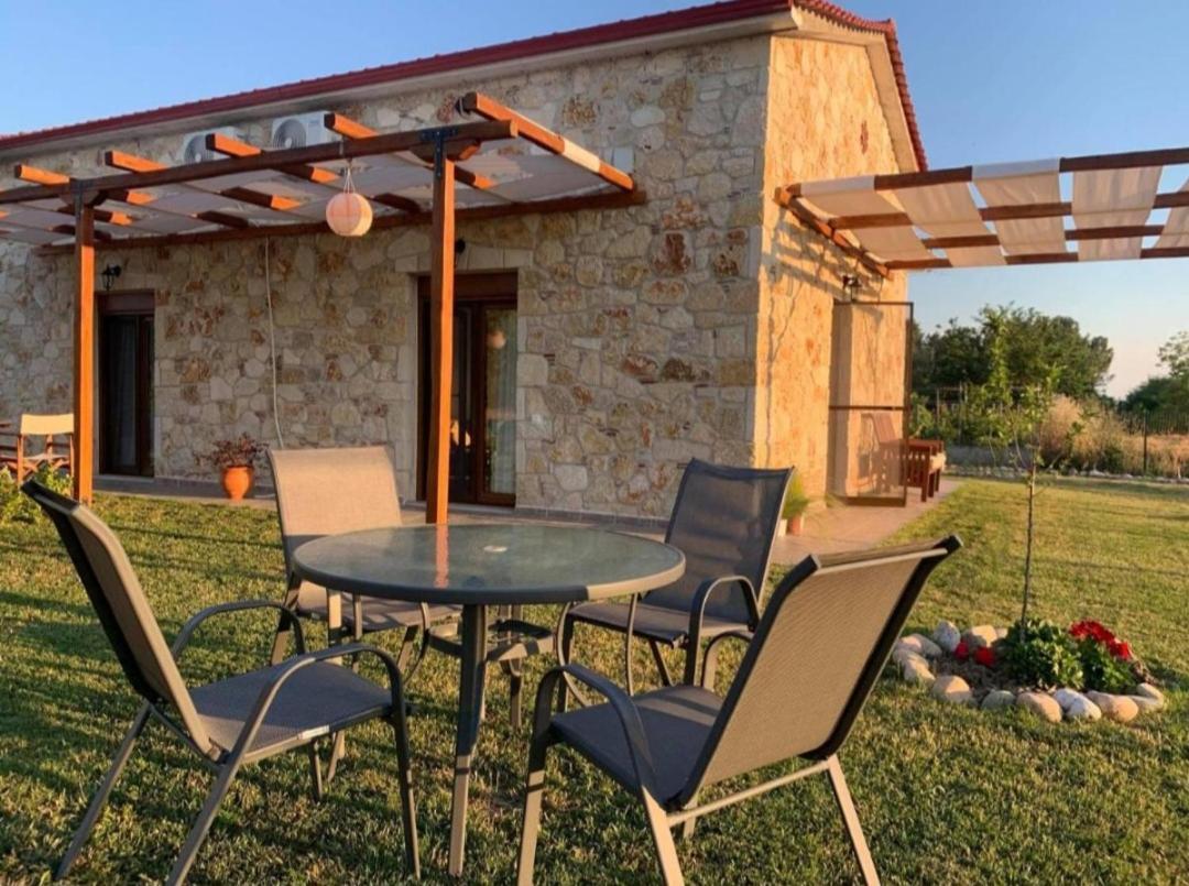 To Petrino Spiti Apartment Possidi Ruang foto